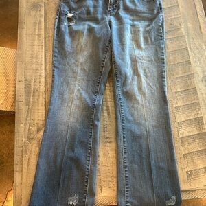 Kick Flare Jeans Size 10P - Medium wash